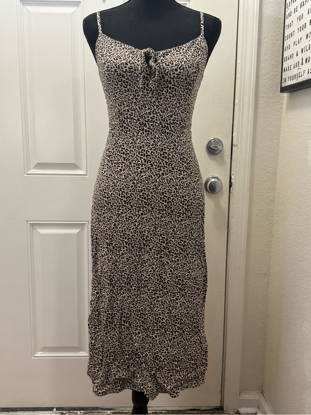 Hollister Beige and Black Leopard-Print Midi Slip Dress 0425